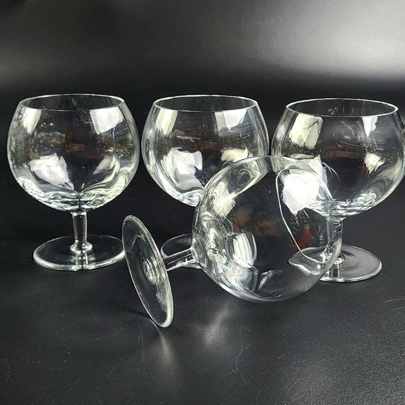Vintage - Opaque Brandy/ Cocktail Glass  - 4.5\